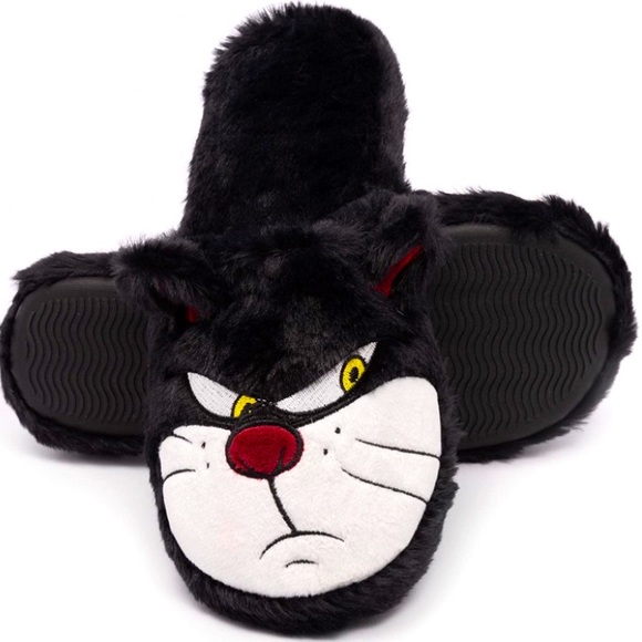 NWT!✨ Adorable Disney’s Cinderella Lucifer Fury Slippers! 🤍 - Picture 4 of 4